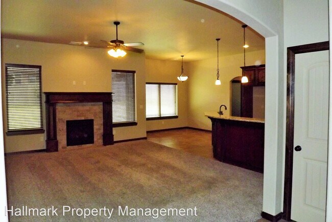 Foto del edificio - 4 br, 2 bath House - 709 S. Patterson Drive