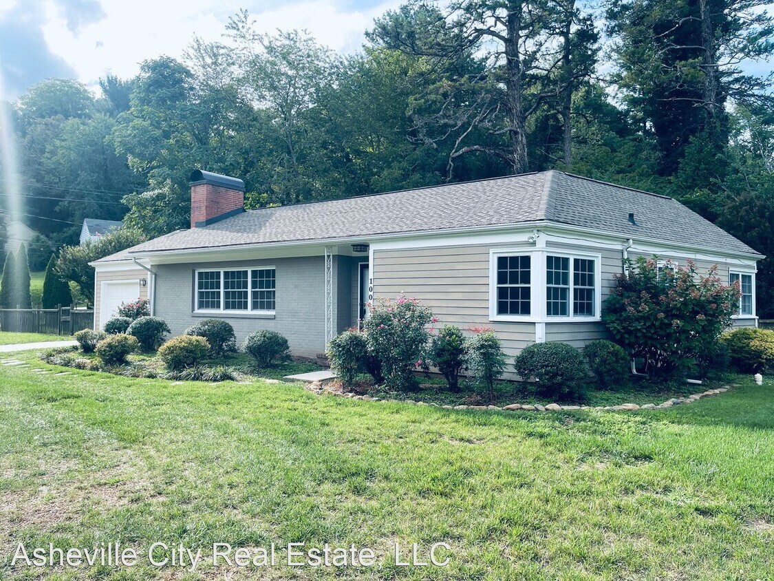 2 br, 1.5 bath House 100 Lakeshore Drive House for Rent in