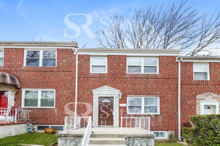Primary Photo - Remarkable Value. Unbeatable Location!