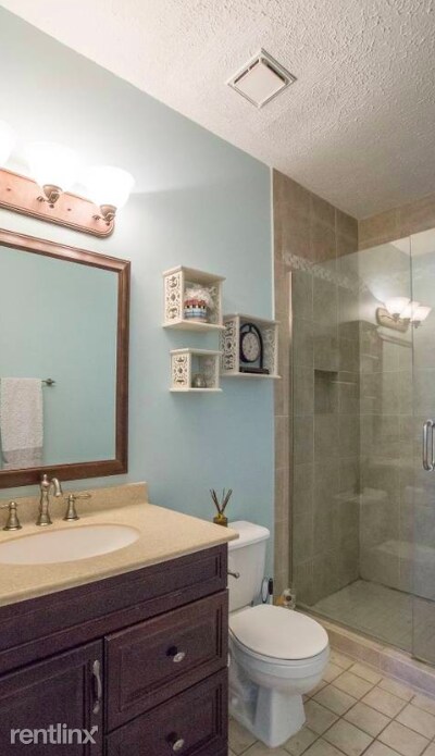 Foto del edificio - 2025 Woodmont Blvd