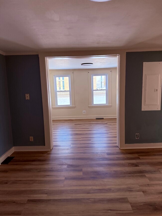 Vista a la sala de estar - 514 Elm St