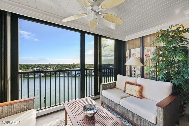 Foto del edificio - 2400 Gulf Shore Blvd N