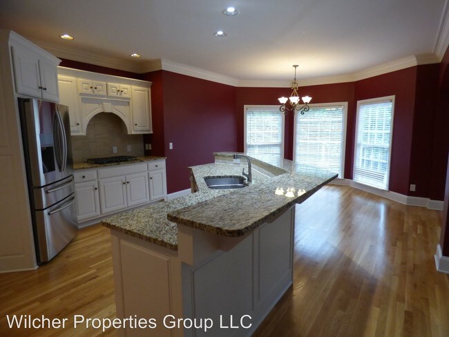 Foto del edificio - 5 br, 5.5 bath House - 810 Falls Point Cir