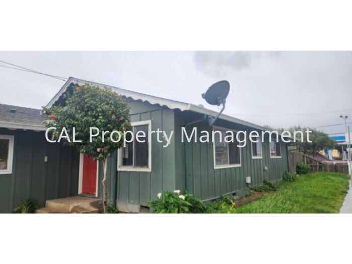Primary Photo - Quaint Home for rent in Greenfield