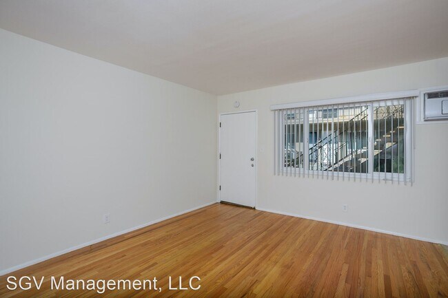 Building Photo - 221 W Lemon Ave