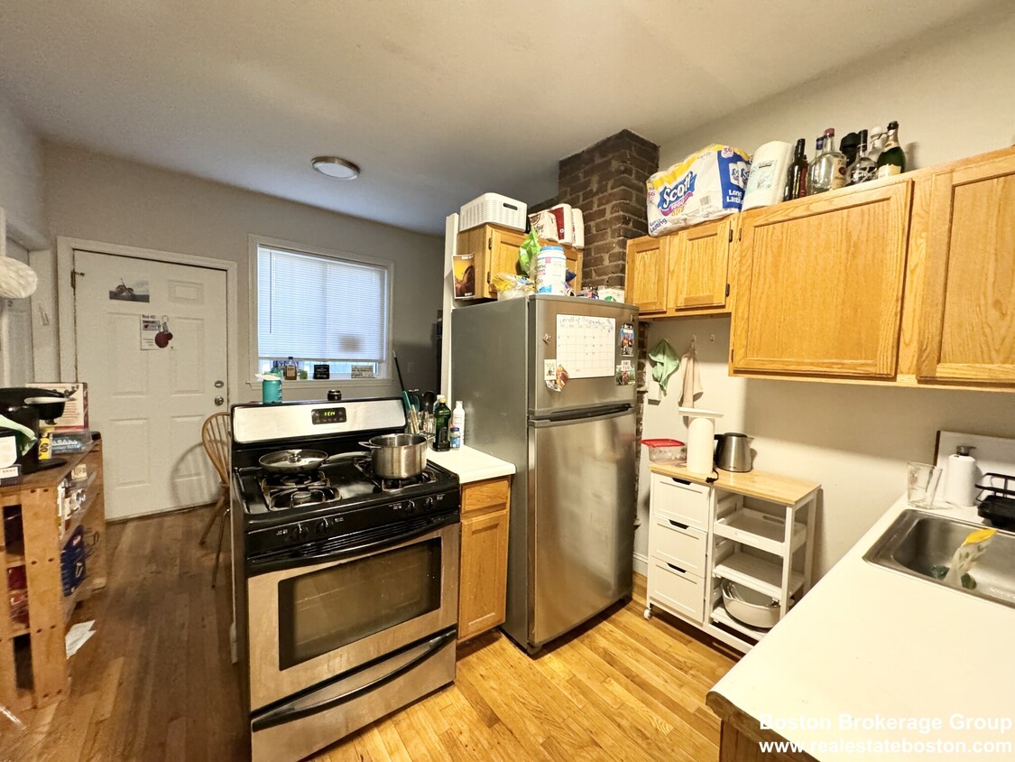 Foto principal - 733 Parker St