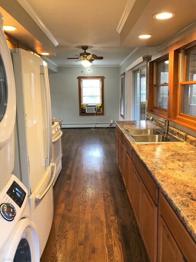 Foto del edificio - 2 br, 1 bath House - 34W070 Fox River Dr