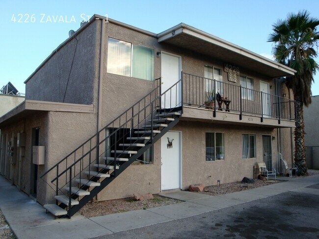 Foto del edificio - NEAR FLAMINGO AND DECATUR