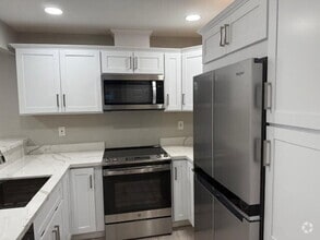 Building Photo - 105 Compton Cir