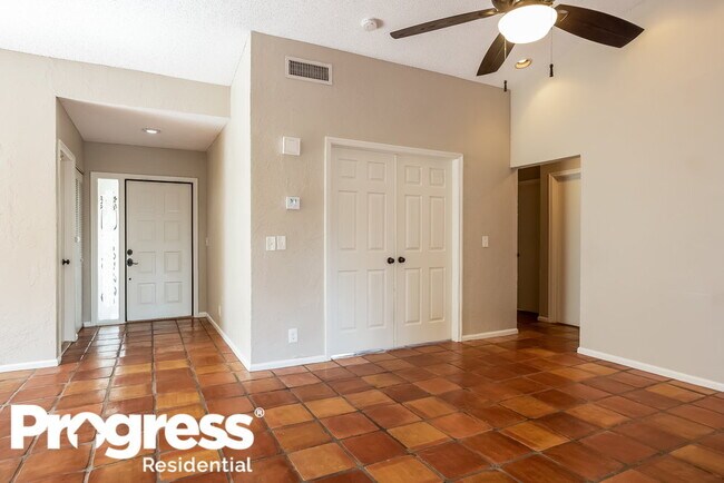 Foto del edificio - 6 Capitol Ct