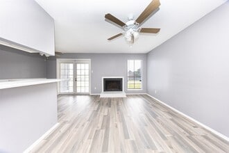 Building Photo - 13480 S Thorntree Dr