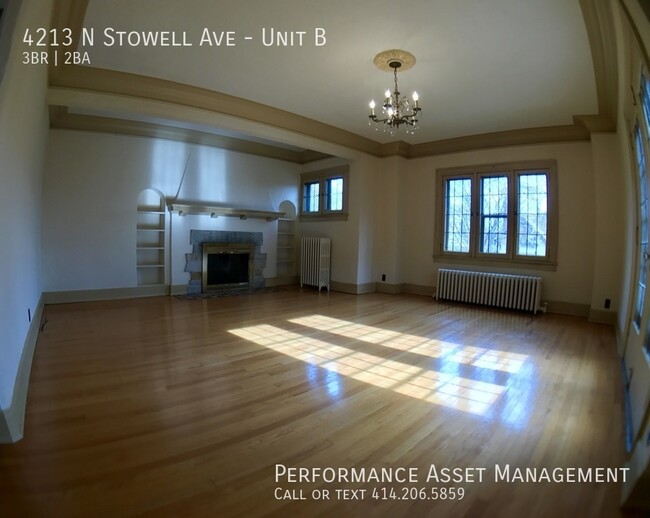 Building Photo - 4213 N Stowell Ave