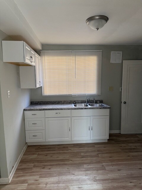 Foto del edificio - 14903 Tracey St