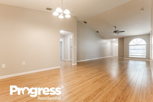 Foto del edificio - 5026 25th St E