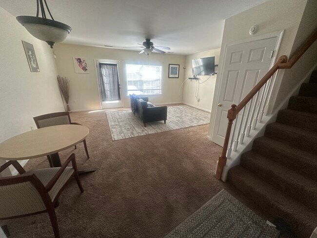Sala de estar/comedor - 4073 Trisha Trl