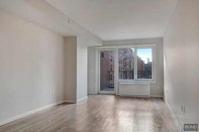 Foto del edificio - 1 bedroom in JAMAICA HILLS NY 11432