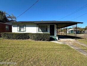 Building Photo - 803 Crestwood St