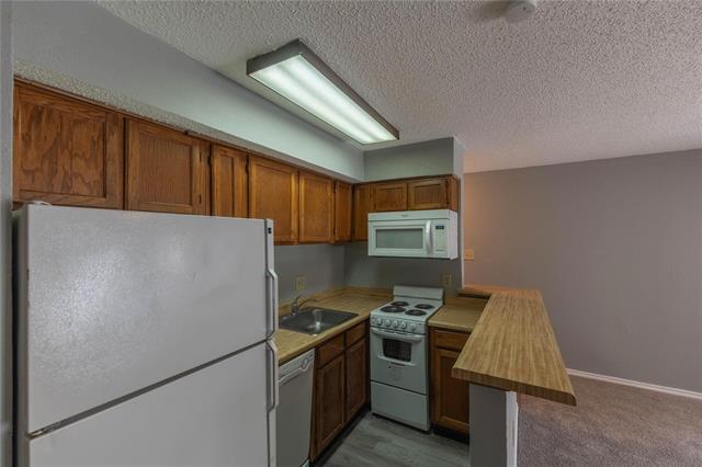 Foto del edificio - 9805 Walnut St