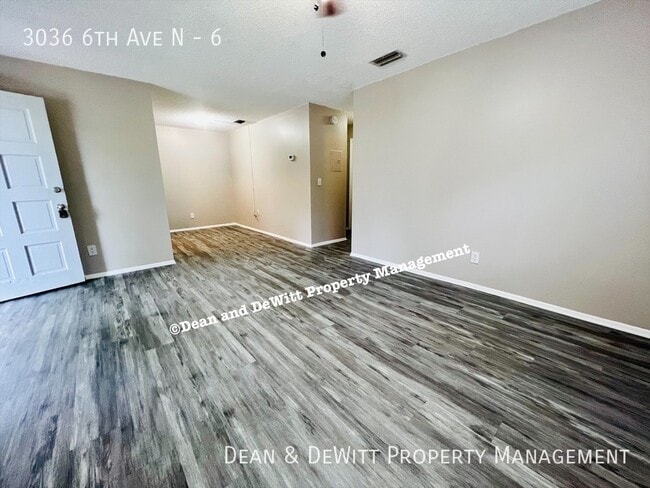Foto del edificio - 2 Bed/1 Bath - Unit 6