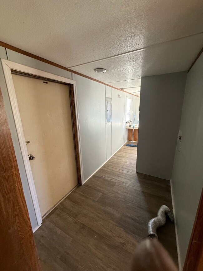 Foto del edificio - 8733 School St