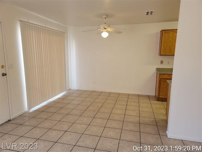 Foto del edificio - MINUTES FROM EVERYTHING- AIRPORT, UNLV CAM...