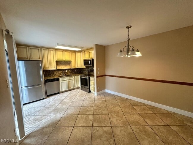 Foto del edificio - 1709 Park Meadows Dr