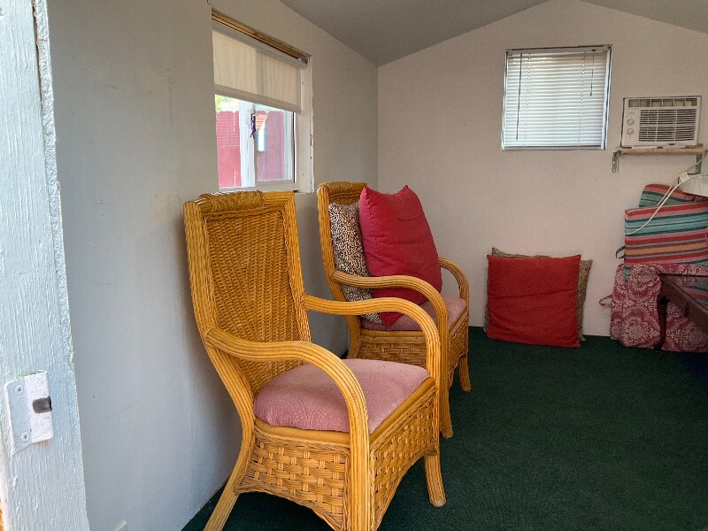 Foto del edificio - 89 Gandy Ave