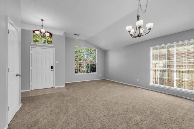 Foto del edificio - 3326 Pebble Beach Ln