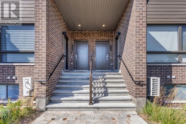 Building Photo - 512 Mishi Private