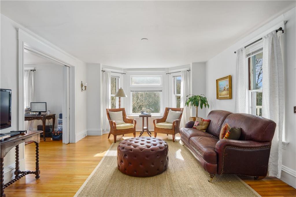 49 Elm St, Westerly, RI 02891 Room for Rent in Westerly, RI