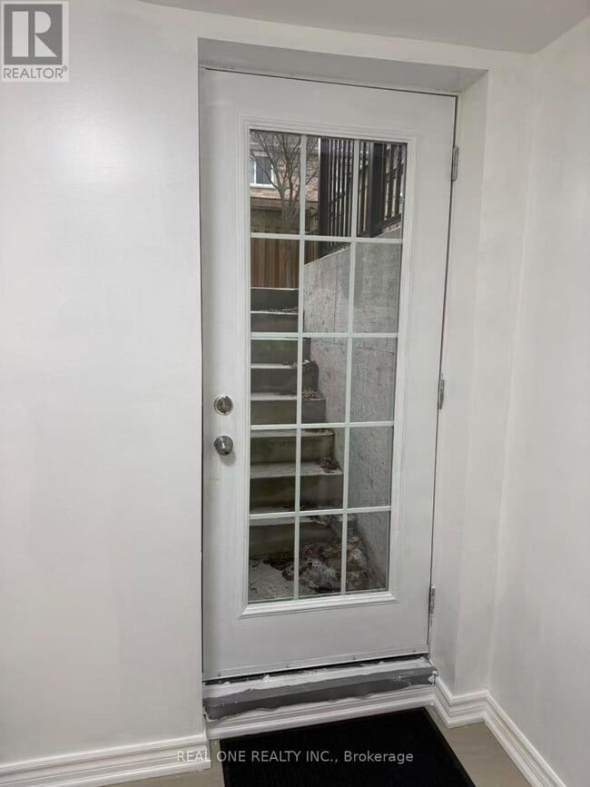 Building Photo - 826 Winterton Way