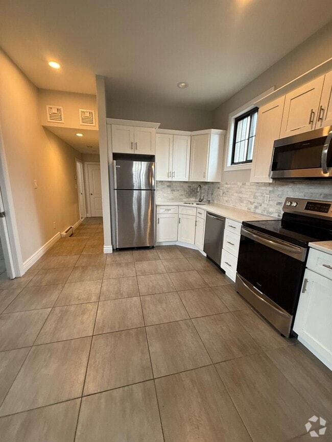 Building Photo - 201 Higbie Ln
