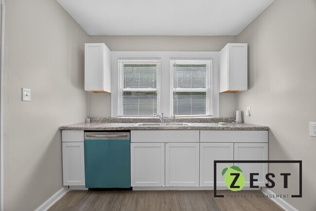 Foto del edificio - 3496 Courville St