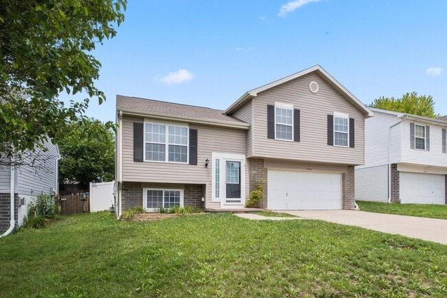 Building Photo - WELCOME HOME!
