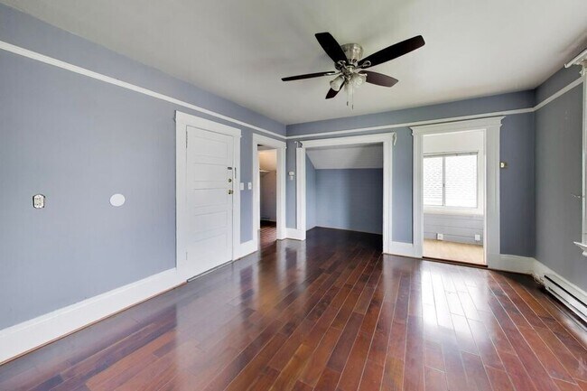 Foto del edificio - 329 N Ellsworth Ave