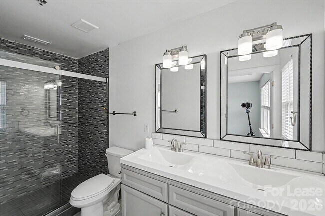 Building Photo - 6424 Royal Celadon Way