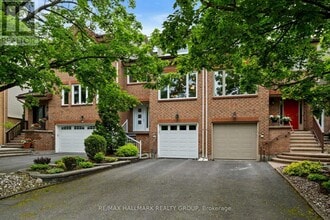 Building Photo - 44 Dunbarton Ct