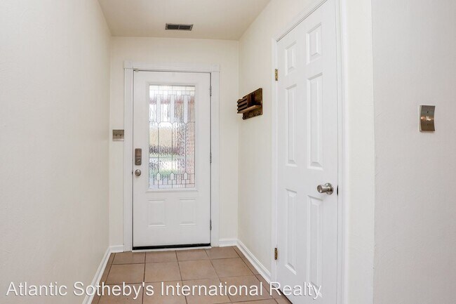 Building Photo - 2 br, 2 bath House - 5408 Sweetwater Ct.