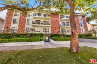 Building Photo - 610 Orlando Ave