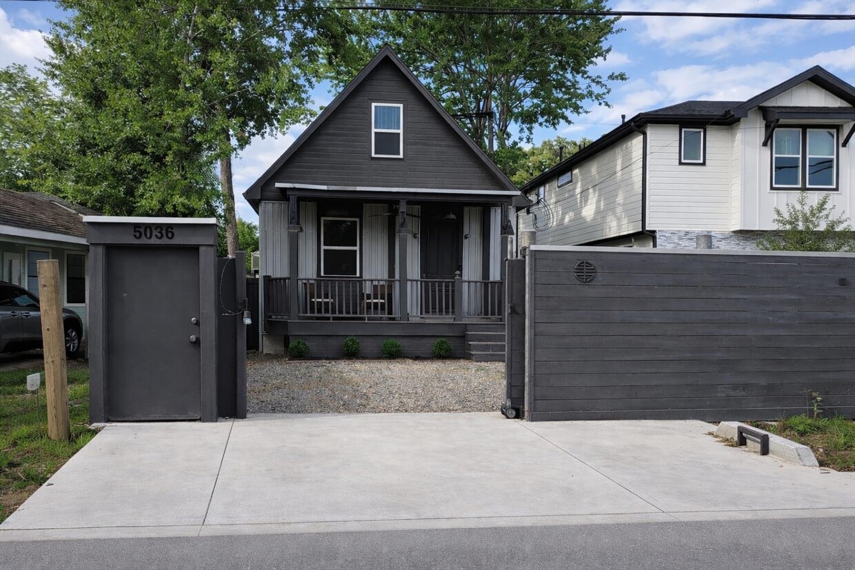 Photo - 5036 Golden Forest Dr (Houston, TX)