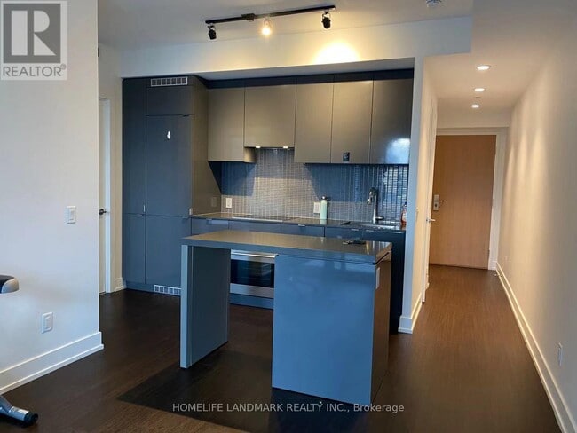 Photo du bâtiment - 7 Grenville St