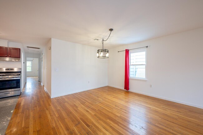 Foto del edificio - 108 Claremont Ave