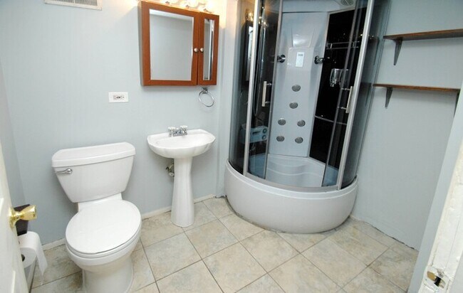 Foto del edificio - 900 W Grace St