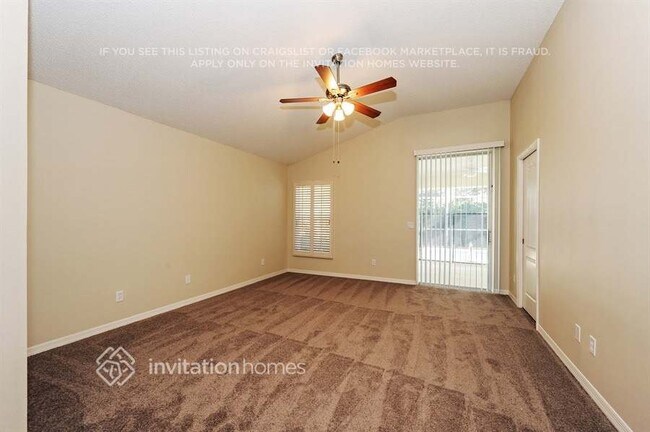 Foto del edificio - 16709 Windsor Park Dr