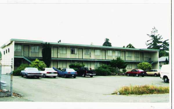 Primary Photo - Jules Apartments