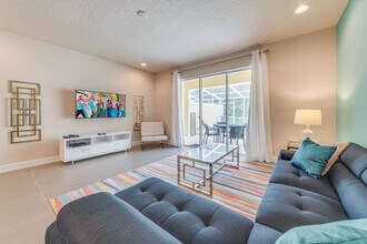 Building Photo - 1514 Retreat Cir