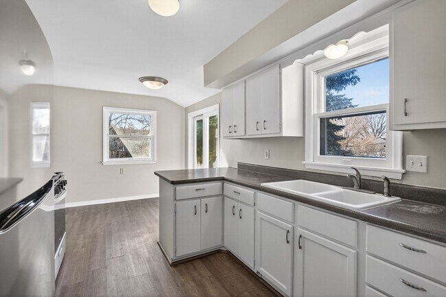 Foto del edificio - Great Location