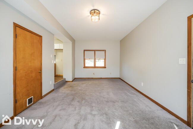 Building Photo - 2801 Shepler Church Ave SW