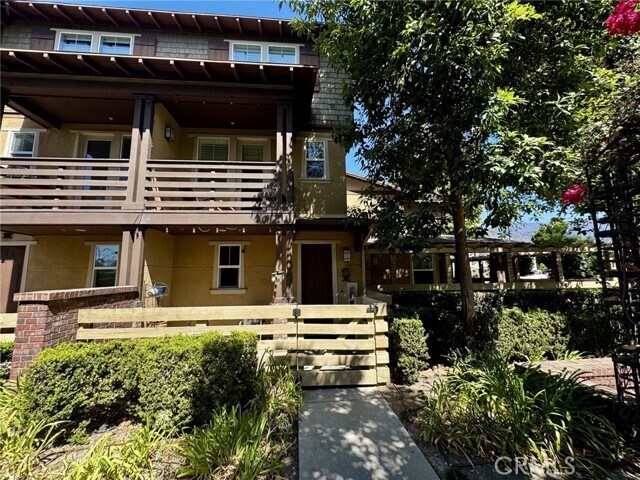 Building Photo - 417 S Glendora Ave