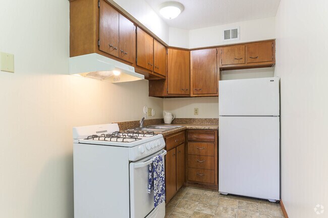 1HAB, 2BA - 520SF - 5006-08 California St